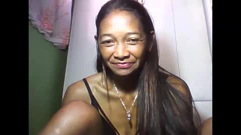 vixen_lina online show from May 12, 6:10 am