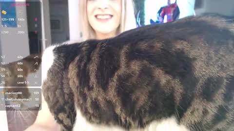 Snapshot of vixen_lockheart chatting on February 14, 3:31 pm Vixen online show from February 14, 3:31 pm