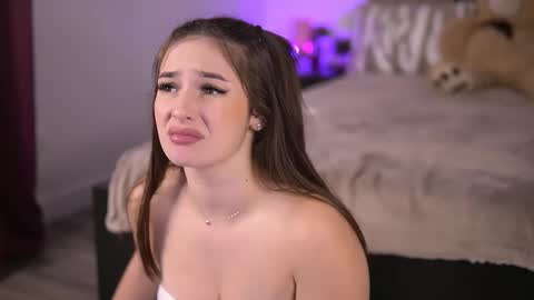 vixenamour online show from November 11, 6:30 pm