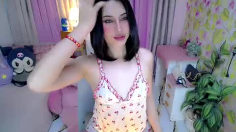 Snapshot of vixenluscious chatting on July 29, 2:10 am vixenluscious online show from July 29, 2:10 am