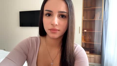 Miss Mia online show from April 4, 12:02 pm