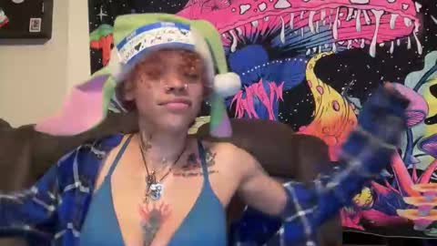 Snapshot of vj48826 chatting on November 5, 5:29 am VJ online show from November 5, 5:29 am