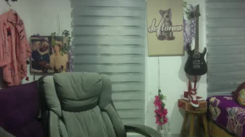 vl21cm online show from September 20, 6:47 am