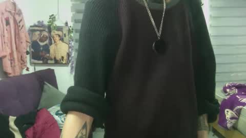 vl21cm online show from November 16, 9:15 am