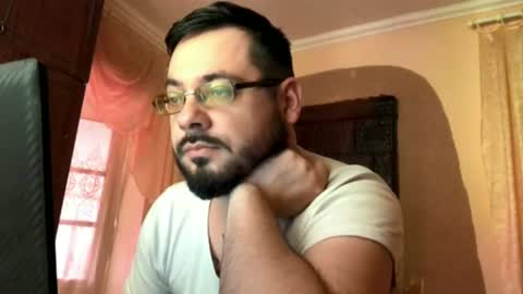 Snapshot of vlad133123 chatting on June 15, 12:29 pm vlad133123 online show from June 15, 12:29 pm