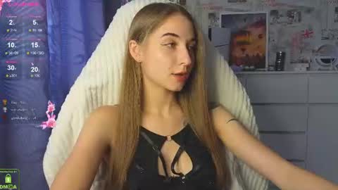 Snapshot of vlad1zy chatting on July 20, 10:39 am Vlada online show from July 20, 10:39 am