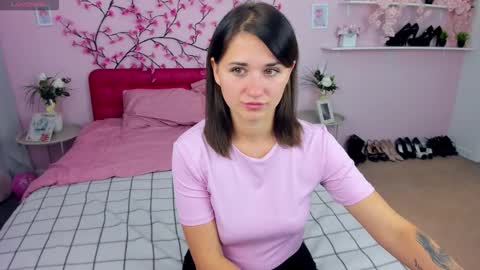 Vladlena online show from September 22, 6:48 am
