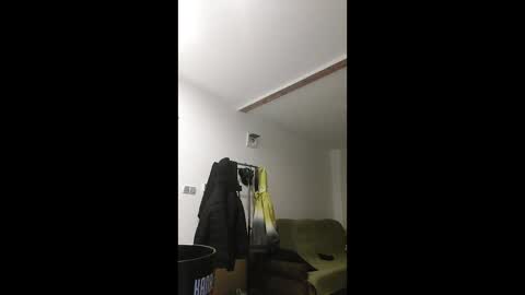 Snapshot of vladumyr chatting on December 17, 6:36 pm vladumyr online show from December 17, 6:36 pm