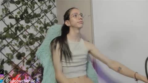 Snapshot of vodkadelulo_ chatting on November 6, 7:15 pm vodkadelulo online show from November 6, 7:15 pm