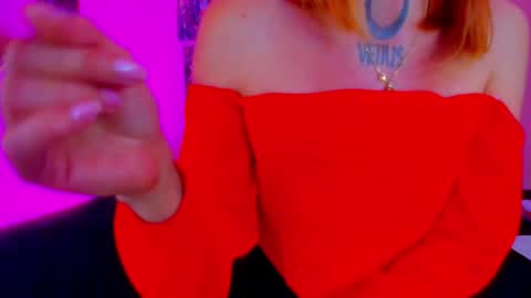 Snapshot of void_smokin chatting on May 22, 6:35 pm Gabriela online show from May 22, 6:35 pm