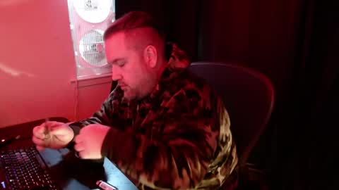 Snapshot of voidcatdaddy chatting on May 26, 4:36 pm Rev online show from May 26, 4:36 pm