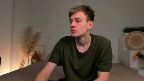 Dan online show from February 8, 4:05 am