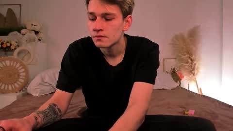 Dan online show from February 25, 12:04 pm