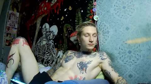 Elf online show from November 5, 6:30 pm