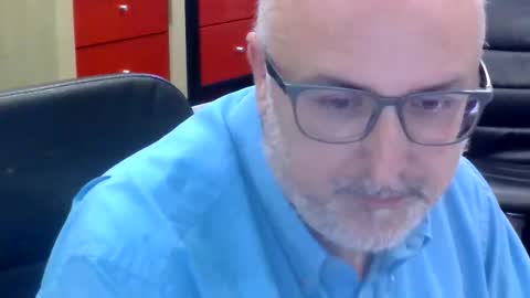 Snapshot of volpi72 chatting on May 19, 6:58 pm volpi72 online show from May 19, 6:58 pm