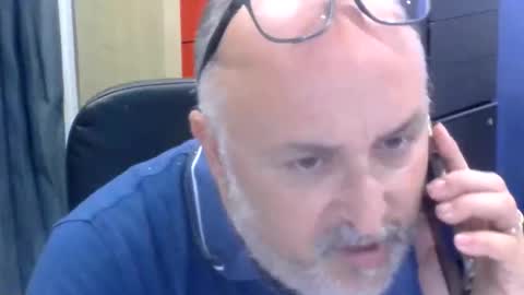 Snapshot of volpi72 chatting on May 28, 5:21 pm volpi72 online show from May 28, 5:21 pm