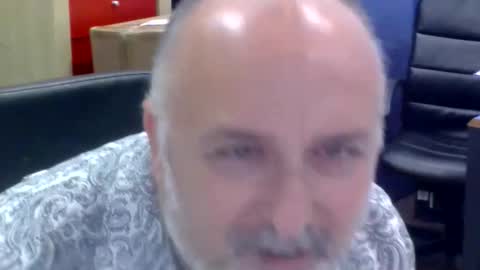 Snapshot of volpi72 chatting on June 3, 5:51 pm volpi72 online show from June 3, 5:51 pm