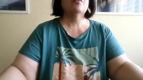 Mary online show from July 29, 3:32 pm