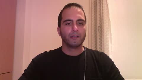 Snapshot of volve5 chatting on January 8, 10:37 pm volve5 online show from January 8, 10:37 pm