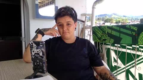 Danny and Ale online show from March 20, 7:41 pm