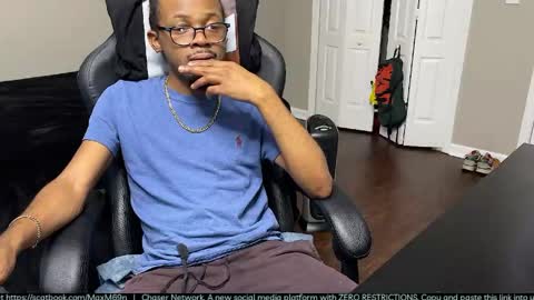 voodoodxck online show from May 7, 11:26 am