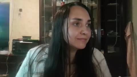 Snapshot of voulezvous_angel chatting on October 16, 3:46 pm voulezvous_angel online show from October 16, 3:46 pm