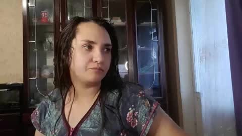 voulezvous_angel online show from February 4, 5:46 am