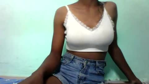 vounialdy online show from January 21, 8:32 pm