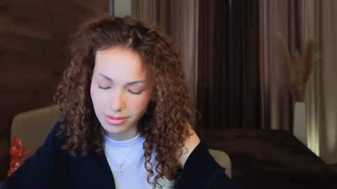 Lily online show from June 20, 10:07 am
