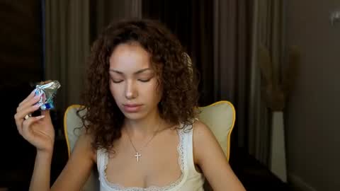 Lily online show from July 6, 5:26 am