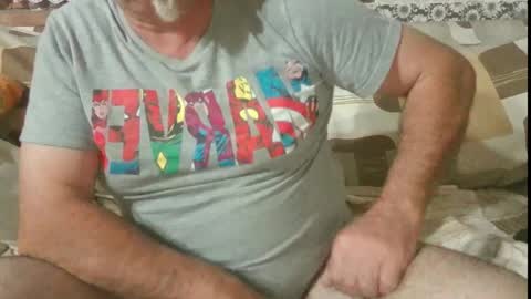 Snapshot of vuda77 chatting on May 19, 8:48 pm oscar online show from May 19, 8:48 pm