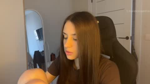 Snapshot of vx_arina chatting on May 8, 9:58 am Arina online show from May 8, 9:58 am