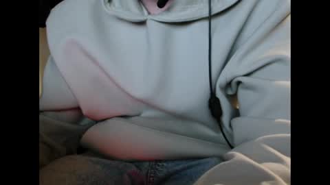 w00dy02 online show from January 4, 2:46 am