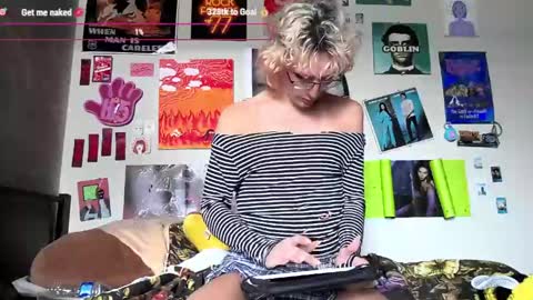 marz online show from May 26, 7:10 pm