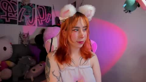 Snapshot of waifu_aika chatting on January 18, 1:41 am AIKA  online show from January 18, 1:41 am
