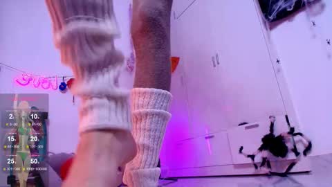 Waifu exe online show from November 10, 5:39 am