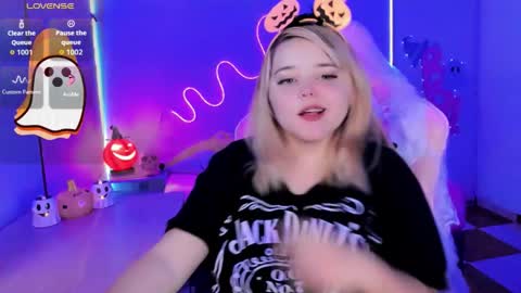   online show from October 17, 2:48 am