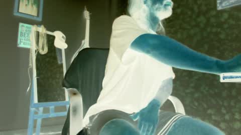 Snapshot of wake_and_bakee chatting on October 8, 6:05 pm John online show from October 8, 6:05 pm