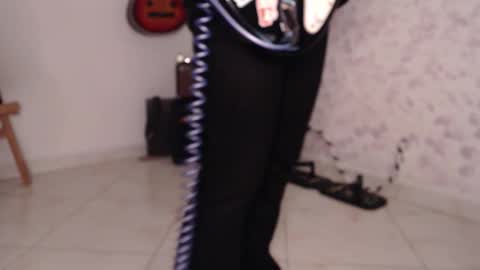 Snapshot of wake_and_bakee chatting on October 17, 2:48 am John online show from October 17, 2:48 am