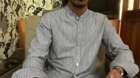 boy1 online show from June 24, 5:28 am