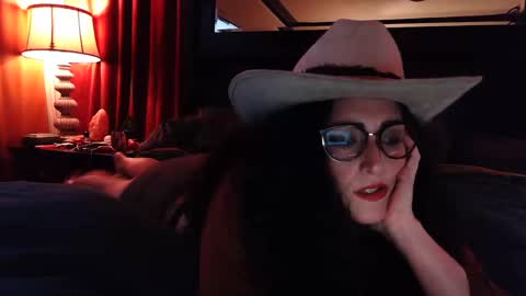 Snapshot of wakehimup chatting on October 30, 5:31 am wakehimup online show from October 30, 5:31 am