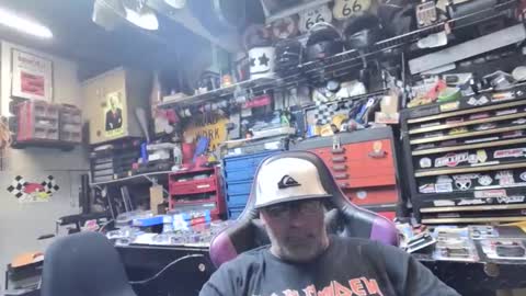 wakesblowinclouds online show from October 14, 2:56 am