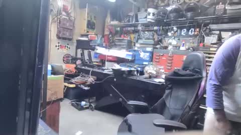 wakesblowinclouds online show from November 24, 8:03 am