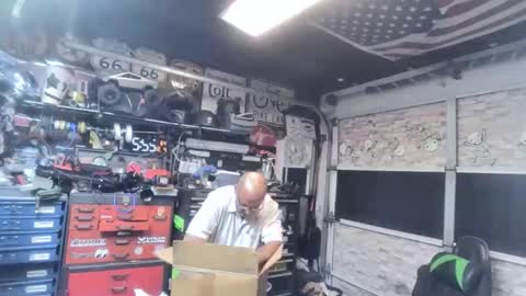 wakesblowinclouds online show from December 5, 10:46 am