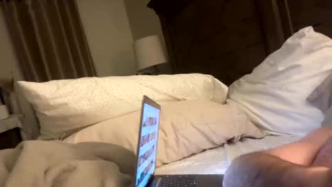 walden143 online show from February 15, 11:17 am