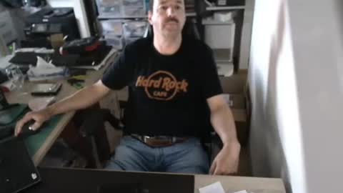 Snapshot of waldo72 chatting on May 16, 5:56 pm Waldo online show from May 16, 5:56 pm