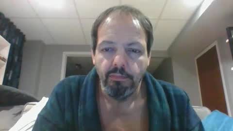 walker033 online show from December 4, 4:55 am