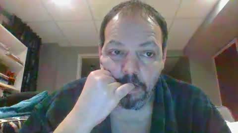 walker033 online show from January 8, 5:10 am