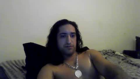 Snapshot of walkin123 chatting on April 15, 6:42 am walkin123 online show from April 15, 6:42 am