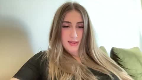 walkiria19 online show from April 26, 11:08 am